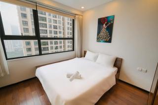 D`Capitale 1BR Apartment with Workspace & City View Balcony - 4