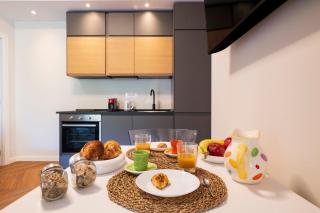 10' from the Sea, Elegant Loft with Private Veranda - 4