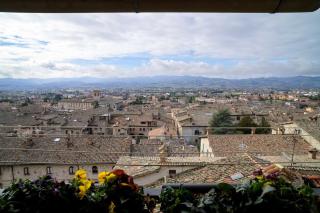 Accogliente appartamento ristrutturato con vista su Gubbio - 3
