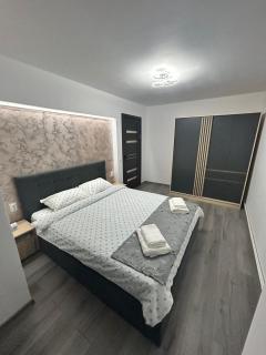 FLH-Emina Nest-2BR for 6 near Shopping City - 0