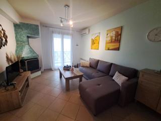 Sea View Apartment in Afytos Center - 3