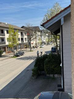 Apartment zum Chiemsee mit Sonnenterrasse - 2