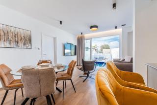 Black Swan Villa Protaras - Walk to Beach - 7