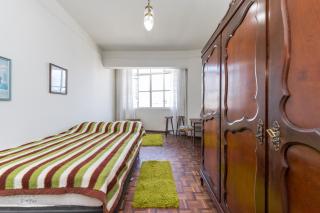 3-Bedroom Apartment with Beautiful Views in Downtown Curitiba - 2