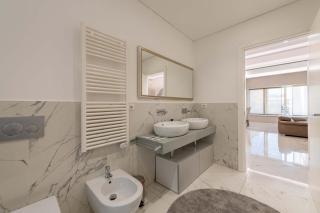 Urban Marble Suite - 1