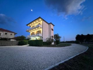 Villa Apollonia Guest House - 9