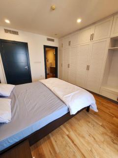 Premium 2 Bedroom Apartment Near Airport - 6