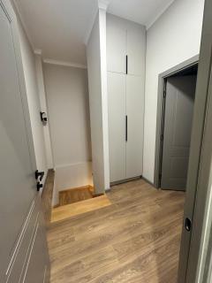 RED DOOR Townhouse in the heart of Yerevan - 8