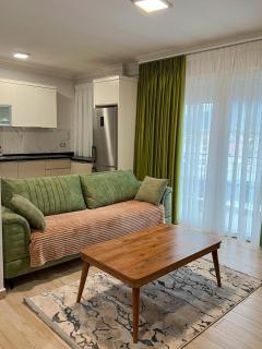 Tirana Bliss Apartment 5 maj 5 - 8