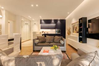Signature Athenian Residence - 9