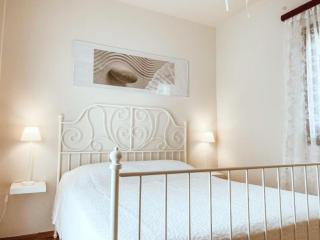 Sunrise Villa in Skyros - Coastal Sea View Haven - 4