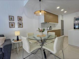 Bianca Beach 106, ground floor 250m from Mil Palmeras beach - 8