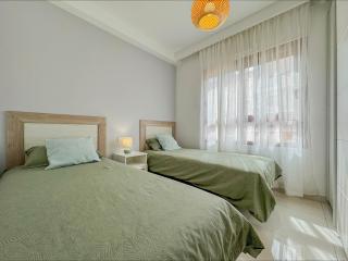 Bianca Beach 106, ground floor 250m from Mil Palmeras beach - 3