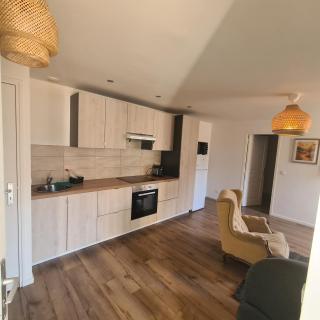 Appartement MontargisT2 Rabier proche gare, wifi et parking privée gratuits - 0