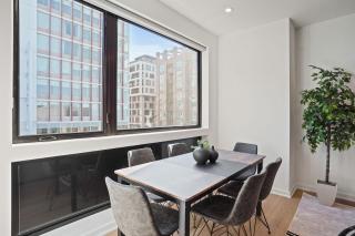 Huxley 6 Elegant Penthouse Heart of Downtown DC - 4