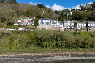 Redshank-Pets Allowed-River View-Cinema Room-Free Parking & WiFi - 8