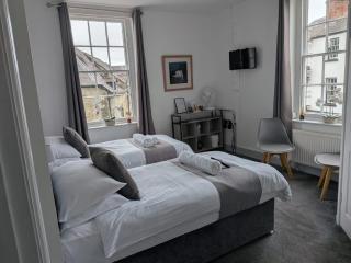 The Swan Hotel - 1