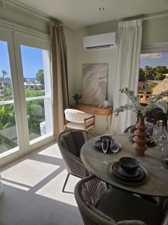 Mullins Townhouse - 7