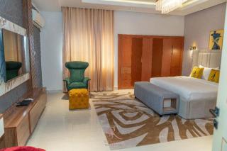 Kings Luxury Residence - 3