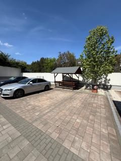 CSiP House with Free Private Enclosed Parking Place - 6