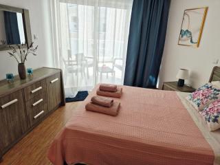 Bright apartment with a sea-view on the first line - 3