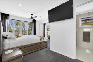 Casino Royale Broadbeach - 8