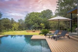 Ujima Lodge - 9