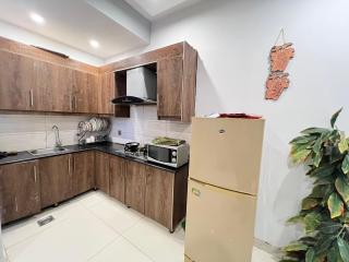 Elegant 2BR Family Apartment - 5