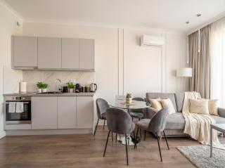 Urban Chic - Great Location- One Bedroom Apartment - Siedmiogrodzka 3 - Warsaw - 2