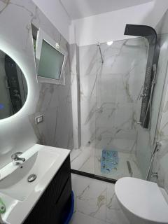 Rrjolli Rooms - 5