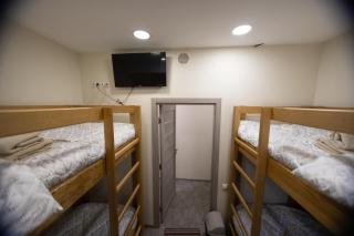 Kenut Metro Hostel - 6