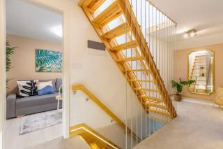 Bohemian Loft Escape near City Park - 4BR w Bathtub - 7