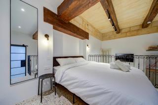 Modernized Traditional Floriana Townhouse - 1