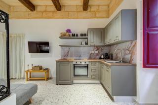Modernized Traditional Floriana Townhouse - 3