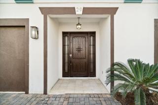 Vast Cay Castle With Private Beach And Game Room - 1