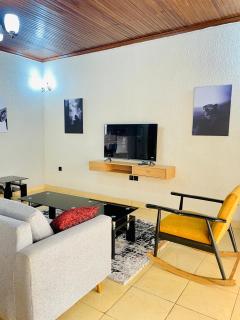Lumi Home - 4 Units - 2BR per Unit -Kimihurura - Fast WiFi - Balcony - 4