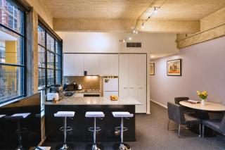 Warehouse Loft Including Gym, Walk to Everything - 9