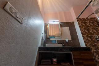 Swaran Elm Escape - 1