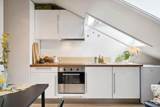 SG220 - City Studio - 3