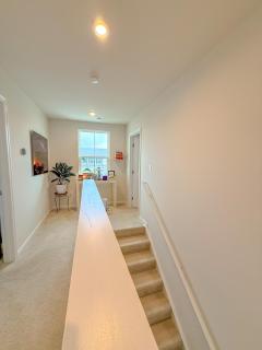 Boho Chic and Airy Retreat- Close to Beach & Park - 8