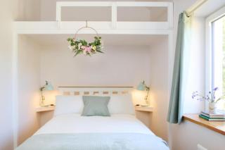 Hug Cottage - Sleeps 4 Garden Fireplace Parking - 5