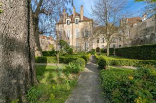 Le Notre Dame - 5