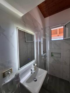 Yard Paradise Rooms - 2