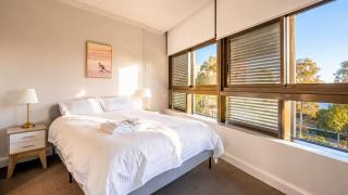 Olympic Park 2BR 2BA Walk to Stadium Parking - Sydney - 5