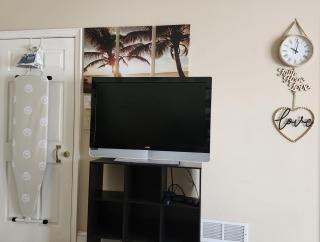 Outer Access Room in Family Home - 4