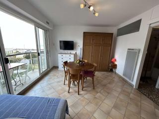 Studio bord de mer avec balcon et parking à Saint-Jean-de-Monts - FR-1-224C-342 - 2