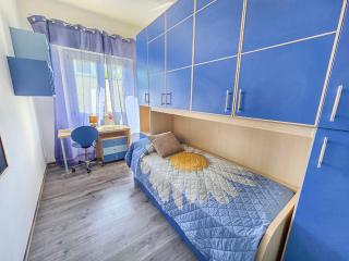 Ampio Quadrilocale 8 Pax vista mare - 3