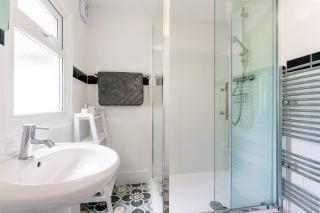 Weymouth House - 8