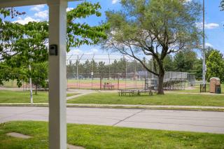 Parkview Cottage | Walkable to Food, Shops, Pool - 6