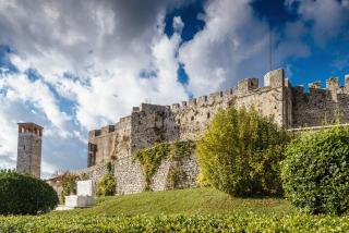 Arta Wood & Stone Traditional Villa Central Stay - 7
